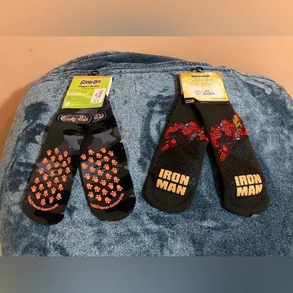 Slipper Socks for Kids (2),  Characters; Scooby Doo & Iron Man. One Size. NWT - Picture 2 of 5